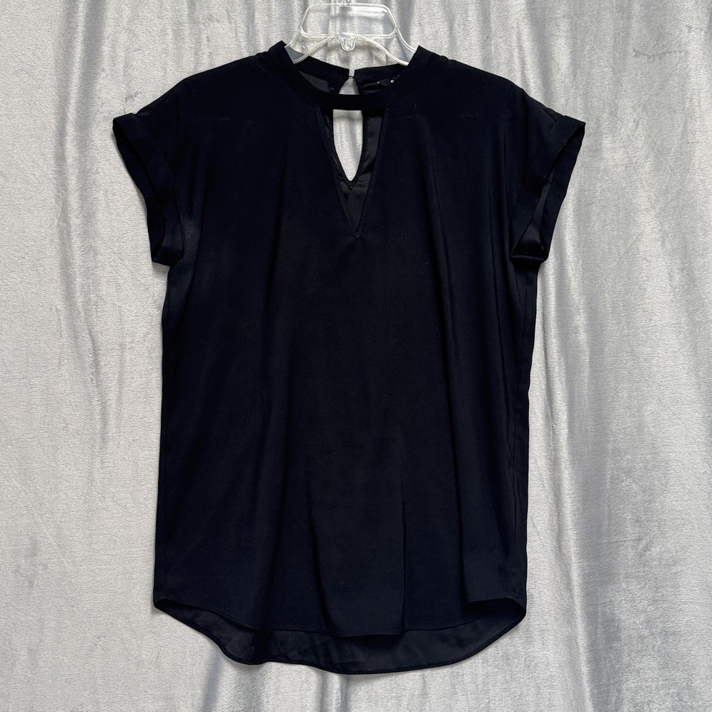 Express Blouse Womens Medium Black Keyhole Split Neck Short Sleeve Top Office